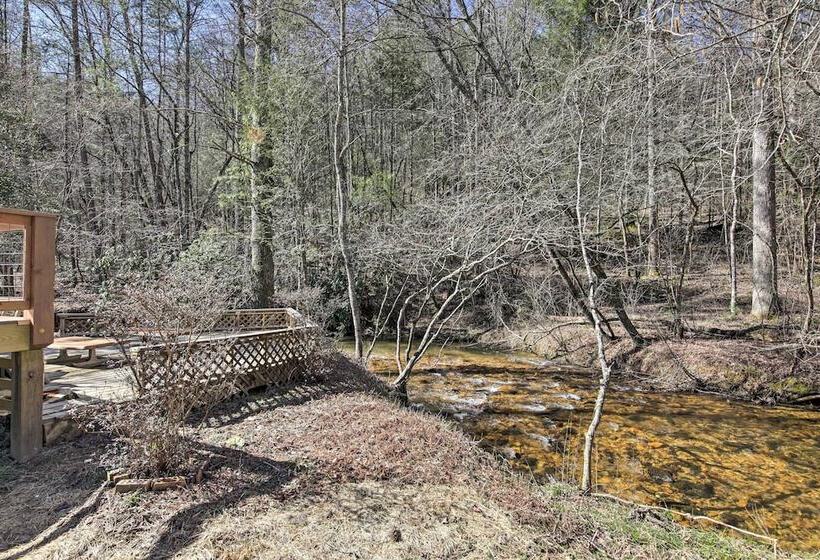 Airy Ellijay Home W/ Spacious Creekside Deck!