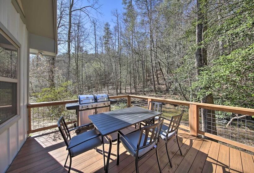 Airy Ellijay Home W/ Spacious Creekside Deck!