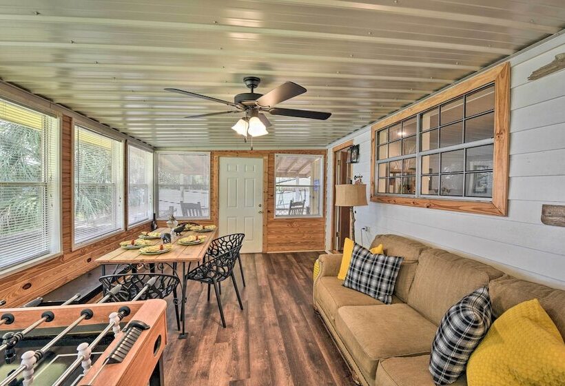 Airy Lake Pamona Paradise: Sunsets & Bird Watching