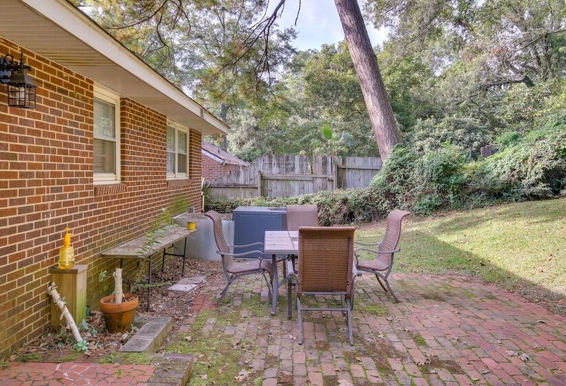 Augusta Retreat W/ Al Fresco Dining + Gas Grill!