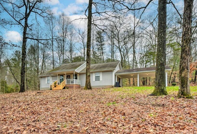 Beautiful Clarkesville Home ~ 8 Mi To Helen!