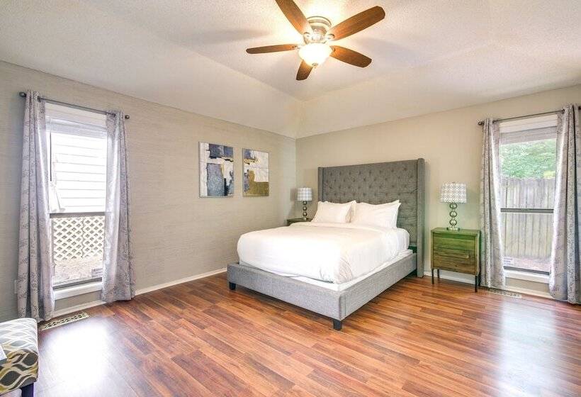 Memphis Family Home W/ Deck & Games