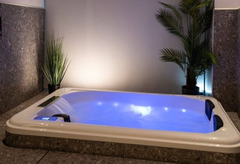 민박 Le Torri Lovere