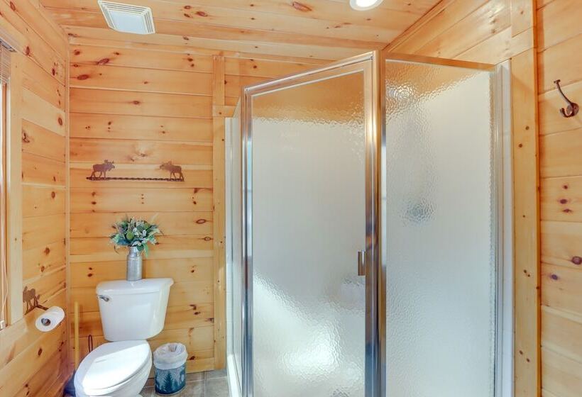 Mtn View Cabin: Hot Tub & Game Room In Blue Ridge