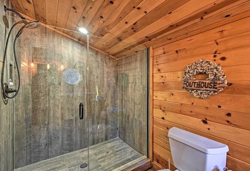 Blue Ridge Mtns Creekside Cabin W/ Hot Tub + Pier!