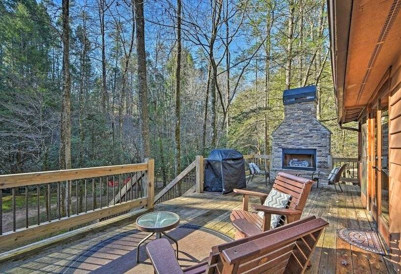 Blue Ridge Mtns Creekside Cabin W/ Hot Tub + Pier!