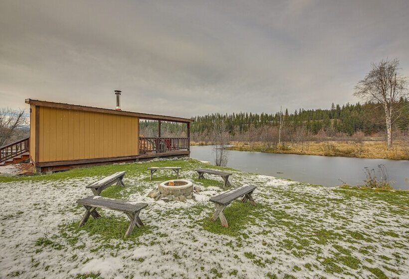 Bonners Ferry Cabin W/ Wraparound Deck & Views!