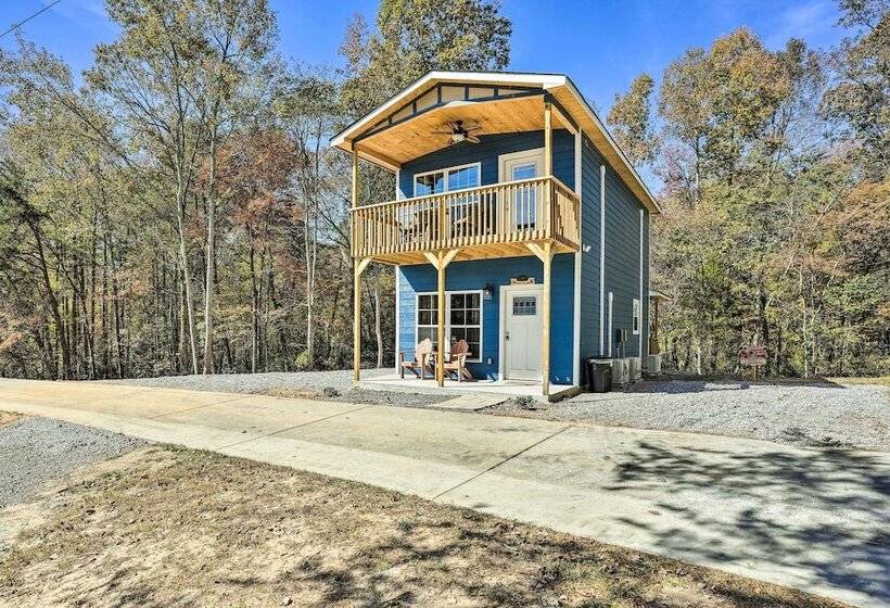 Brand New Trenton Cabin: Panoramic Lake Views