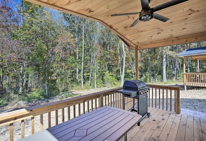 Brand New Trenton Cabin: Panoramic Lake Views