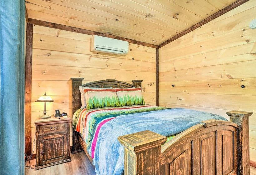 Brand New Trenton Cabin: Panoramic Lake Views