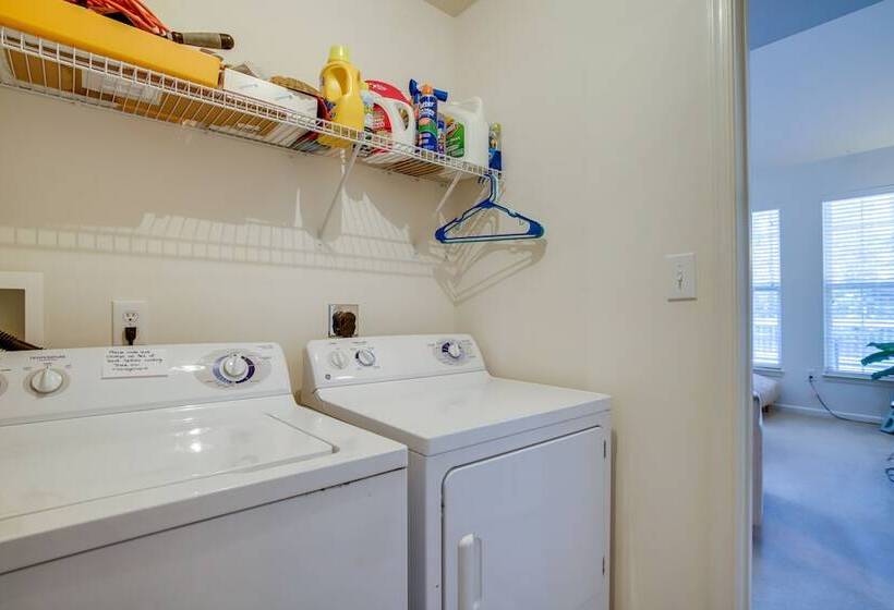 Bright Greenbackville Vacation Home W/ Game Room