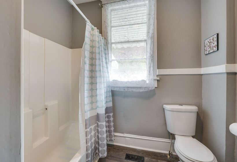 Bright Macon Home W/ Wraparound Deck!