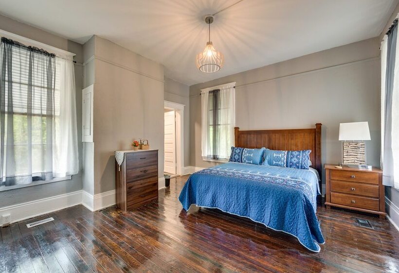 Bright Macon Home W/ Wraparound Deck!