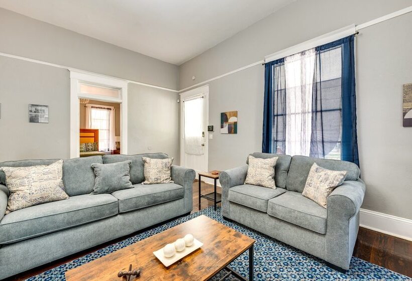 Bright Macon Home W/ Wraparound Deck!