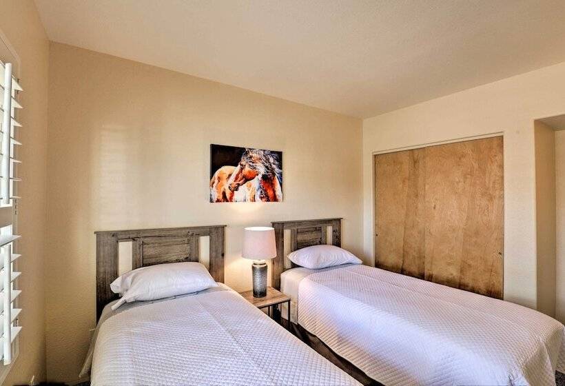 Bright Tucson Home W/ Patio By Rillito River Path!