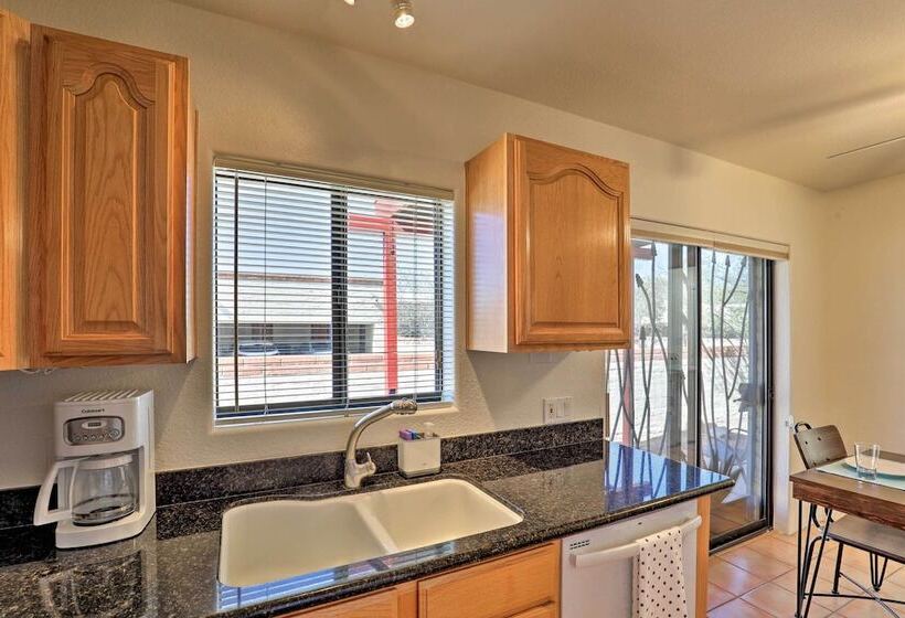 Bright Tucson Home W/ Patio By Rillito River Path!