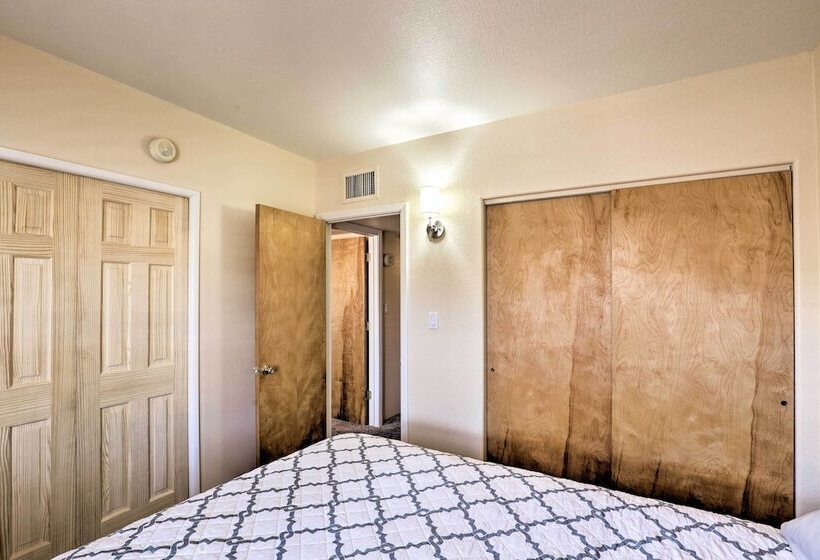 Bright Tucson Home W/ Patio By Rillito River Path!