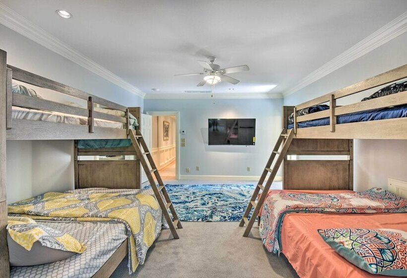 Buford Mansion W/ Pool ~ 14 Mi To Lake Lanier