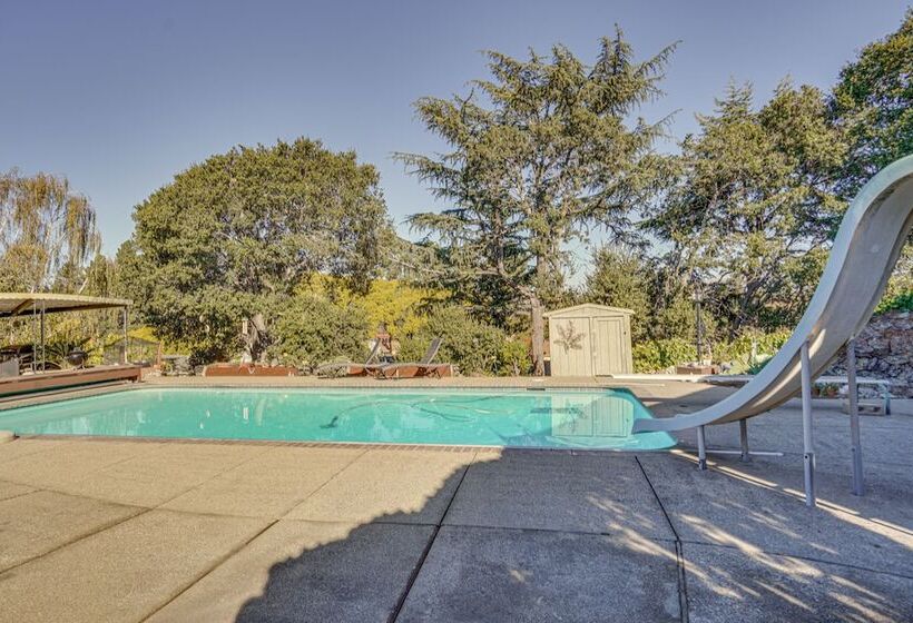 Castro Valley Home W/ Private Deck!