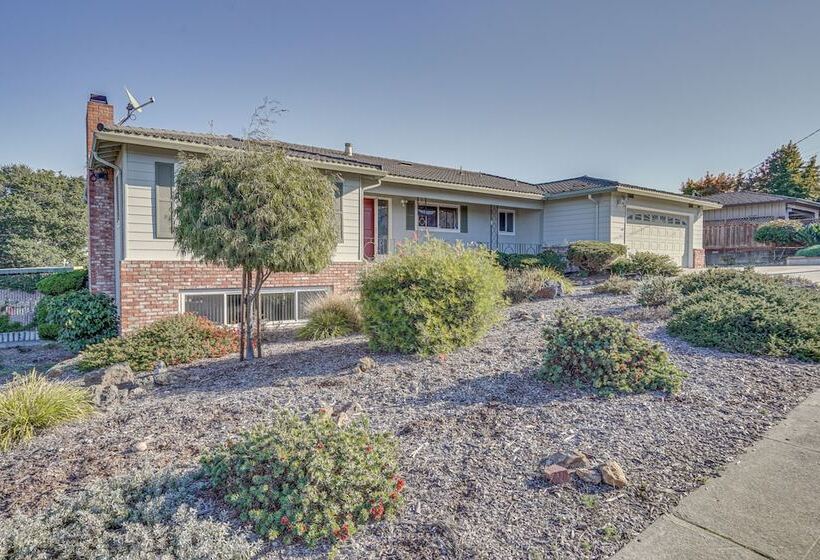 Castro Valley Home W/ Private Deck!