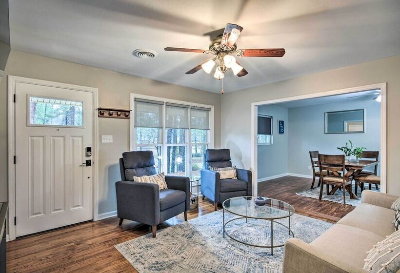 Centrally Located Martinez Home W/ Backyard!