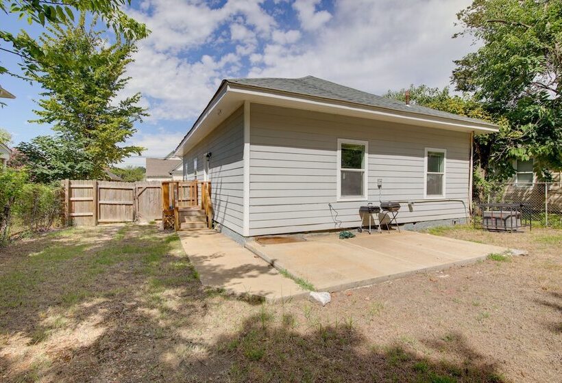 Centrally Located Memphis House: 2 Mi To Beale St!