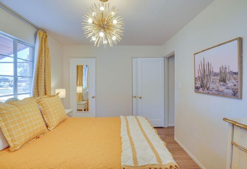 Centrally Located Tucson Home W/ Fenced In Yard!