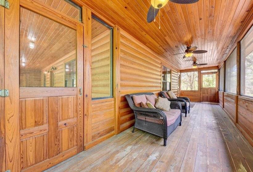 Charming Cabin W/ Decks & Fire Pit   Walk To River