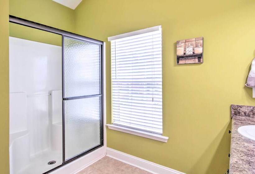 Charming Grovetown Home ~ 15 Mi To Augusta!