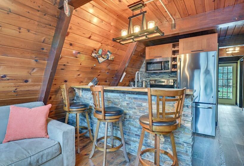 Walk To Ski Lift! Charming Hunter A Frame