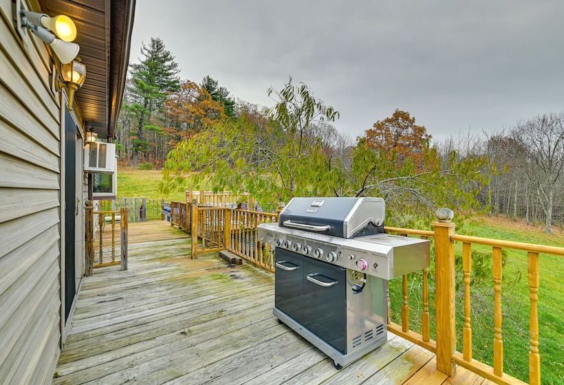 Charming New York Chalet W/ Hot Tub & Game Room!