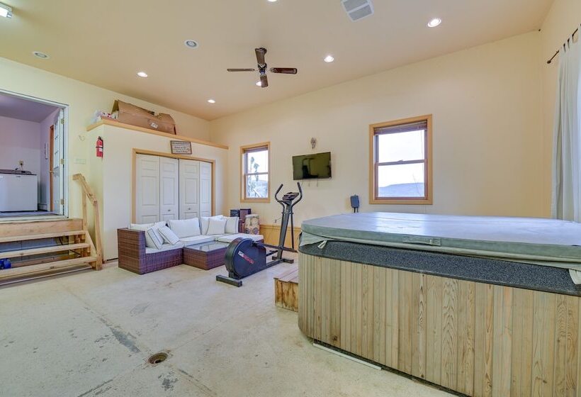 Charming New York Chalet W/ Hot Tub & Game Room!