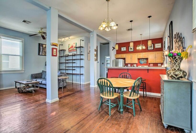 5 Mi To Bourbon Street: Central Nola Home