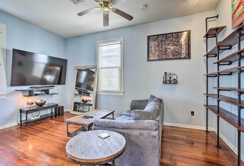 5 Mi To Bourbon Street: Central Nola Home