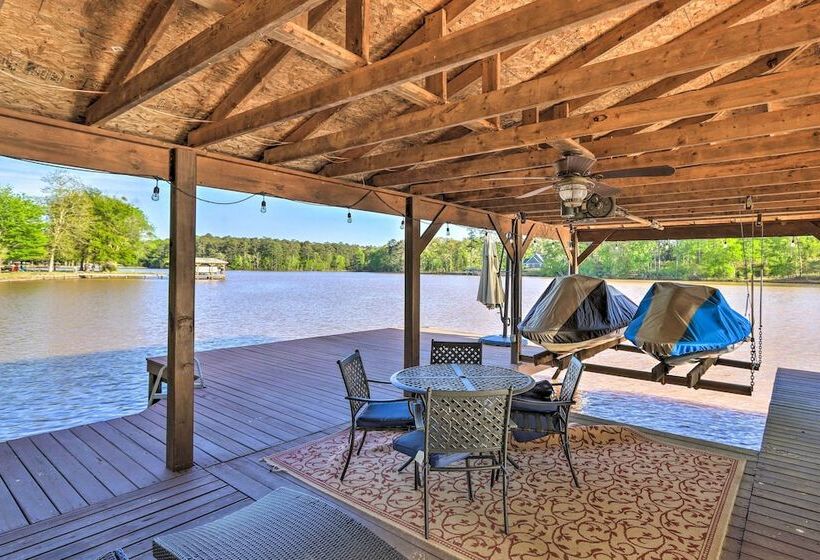 Chic Lake Sinclair Retreat With Dock & Hot Tub!