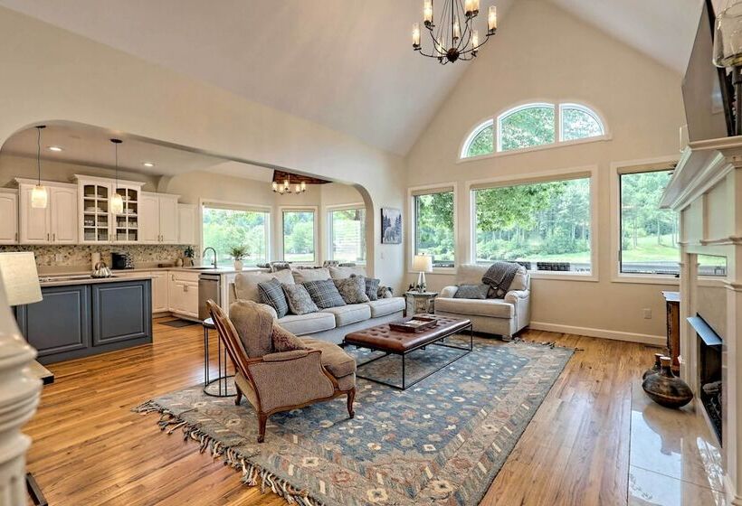 Chic Sky Valley Resort Home On Golf Course!