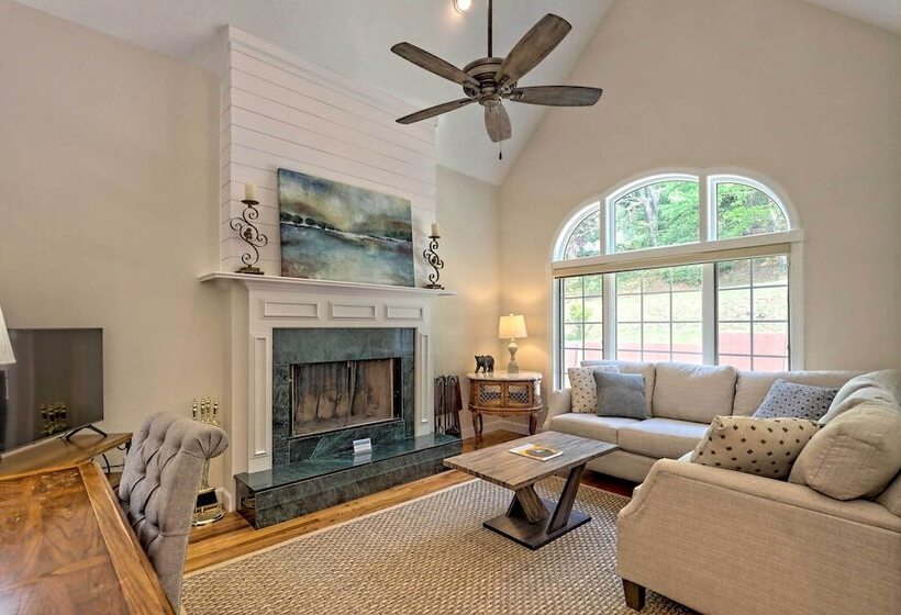 Chic Sky Valley Resort Home On Golf Course!