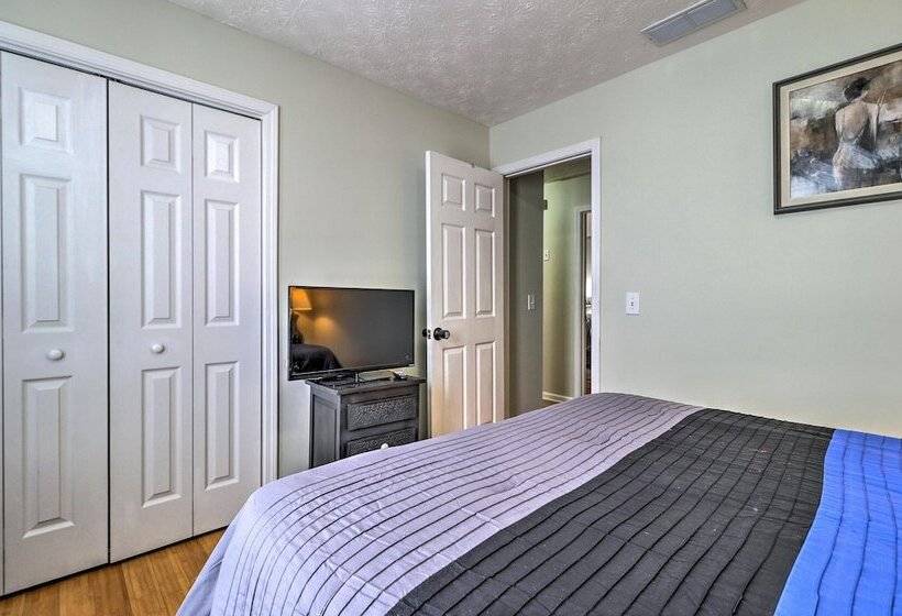 Classic Southern Family Home 6 Mi To Atlanta!