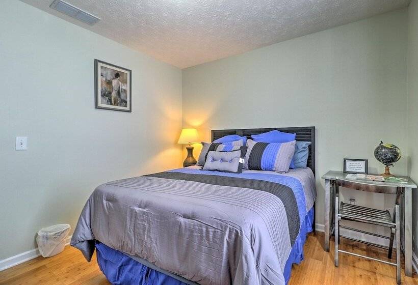 Classic Southern Family Home 6 Mi To Atlanta!