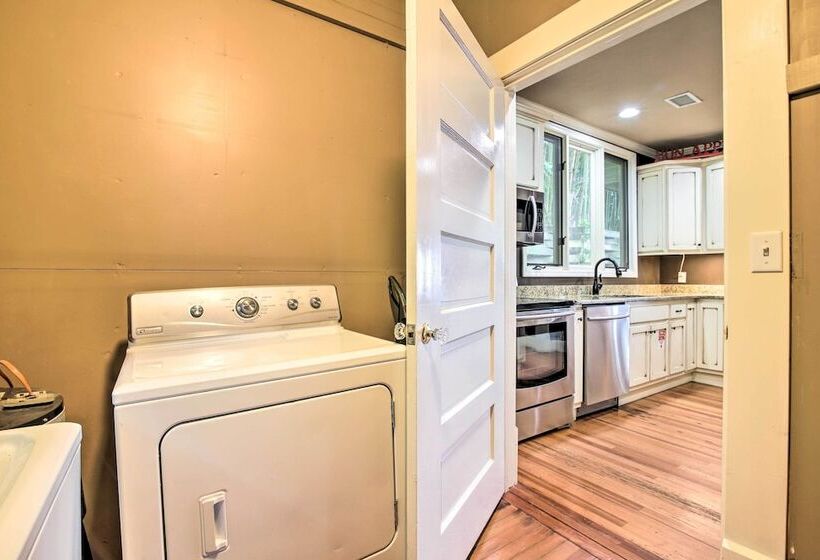 Cloudland Retreat W/ Mountain & Valley Views!