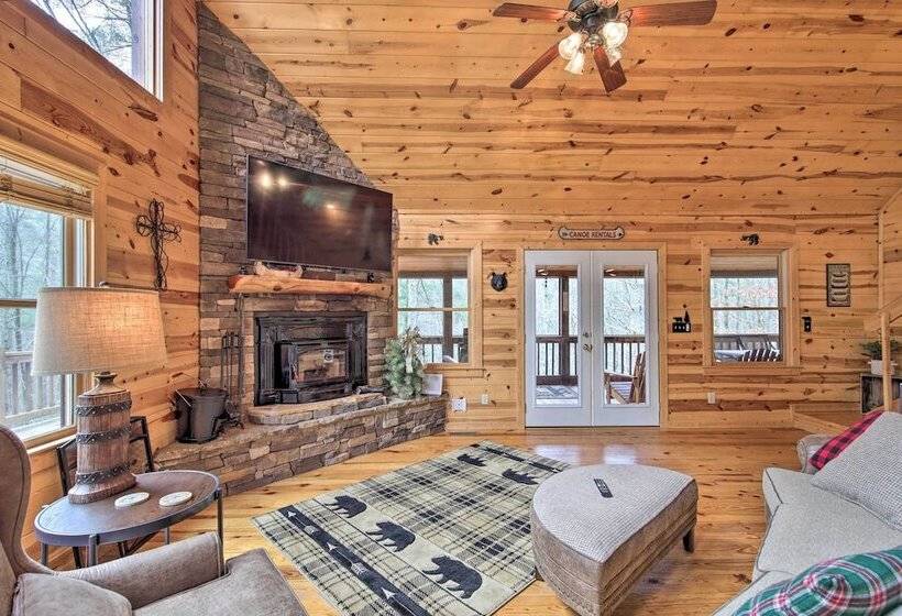 Cozy Blue Ridge Cabin W/ Sauna & Trail Access!