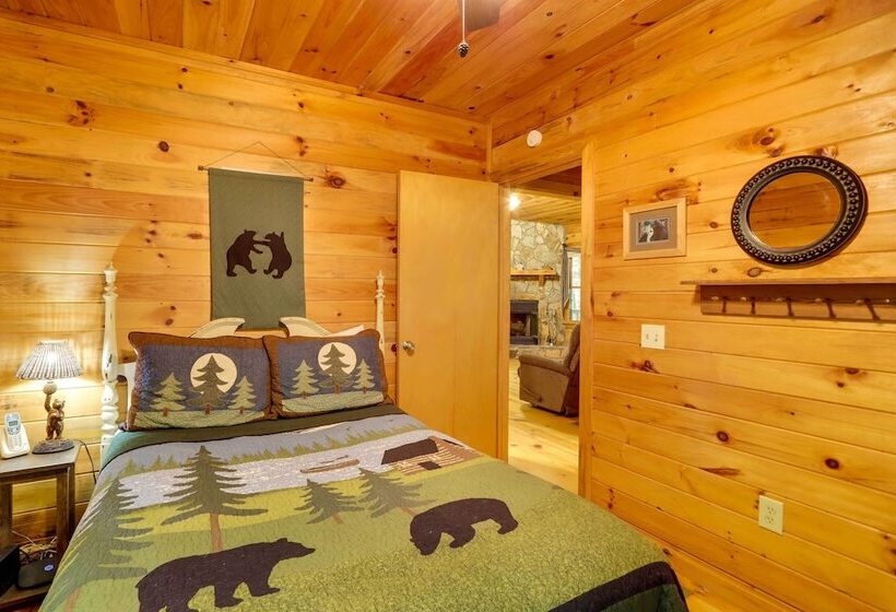 Cozy Cabin In Cherry Log W/ Hot Tub & Fire Pit!