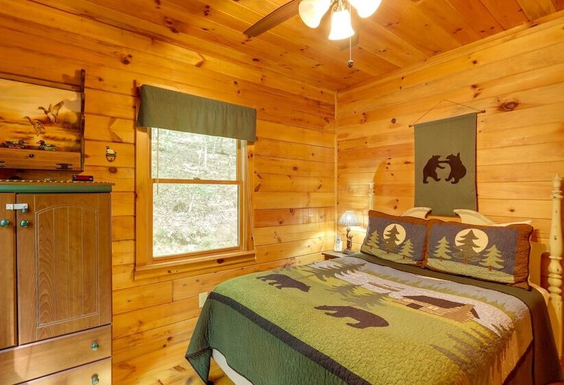 Cozy Cabin In Cherry Log W/ Hot Tub & Fire Pit!
