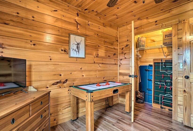 Cozy Cabin Living By Lake Chatuge W/ Covered Patio