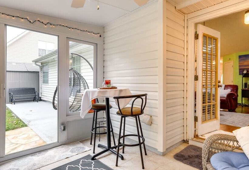 Cozy Georgia Retreat W/ Air Hockey Table & Sunroom