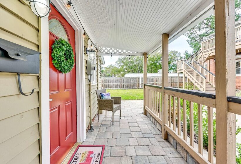 Cozy Jacksonville Cottage, Walkable Location!
