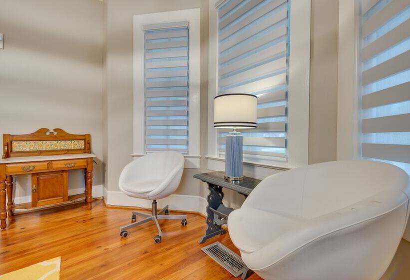 Cozy + Modern Norcross Hideaway W/ Covered Porches