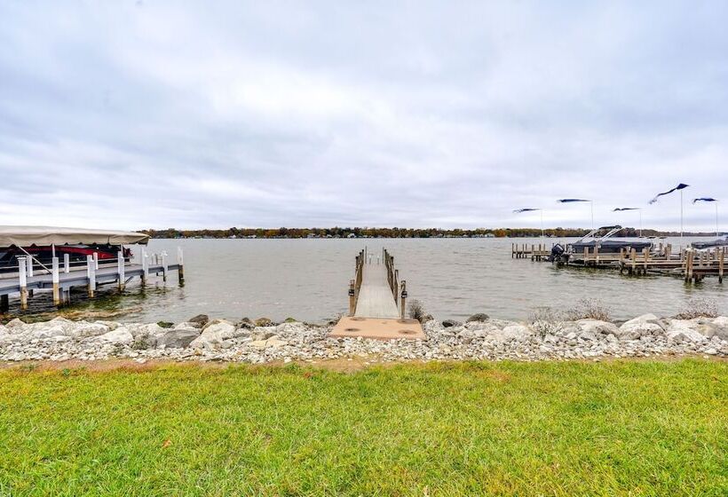 Cozy Ohio Home W/ Patio + Buckeye Lake Access!