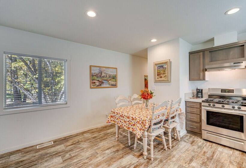 Community Pool & On Site Farm: Placerville Cottage