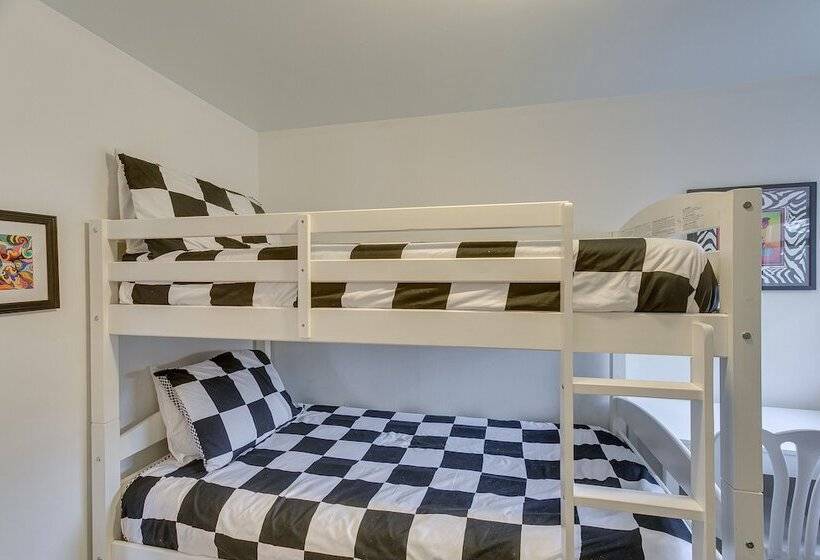 Cozy St Simons Island Cottage Close To Beaches!